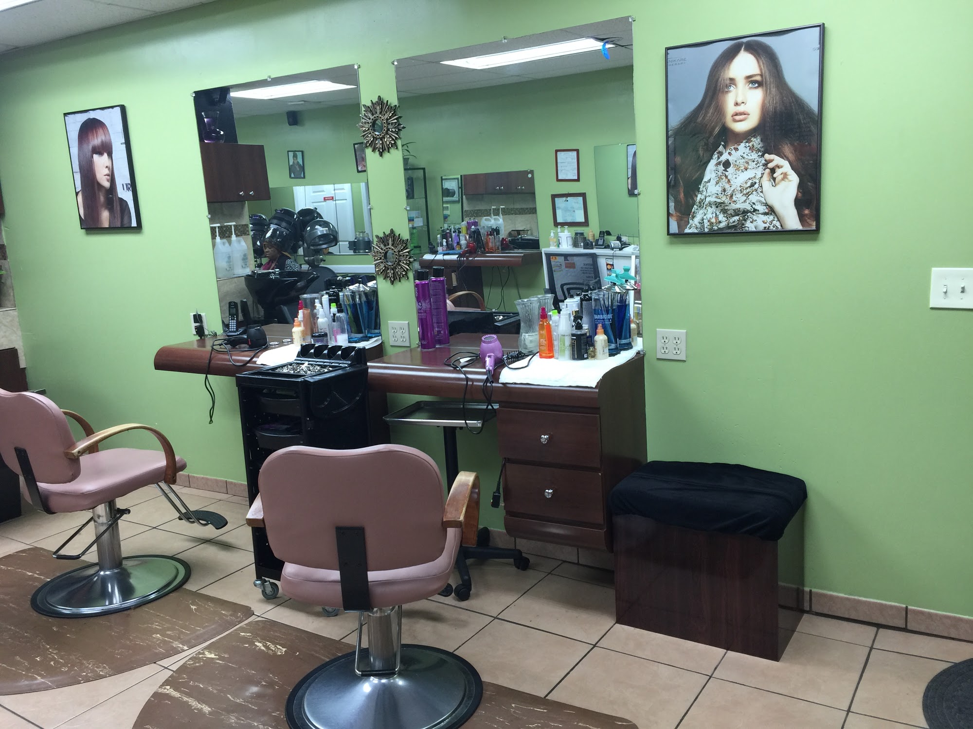 Carmen Lizbeth Hair Salon