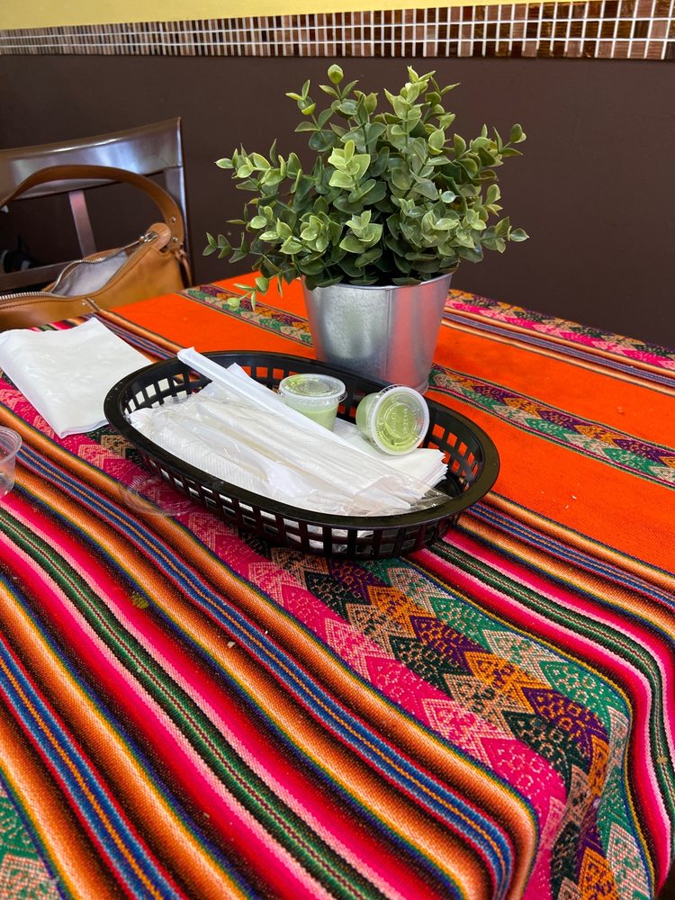 Norte Chico 3504 New York Ave, Union City