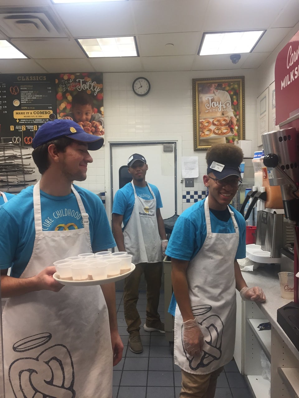 Auntie Anne's 306 U.S. 9, Woodbridge