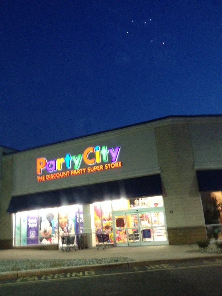 Party City 455 Green St, Woodbridge