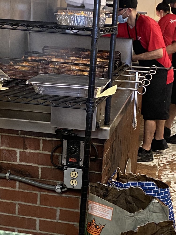 Estrela Da Serra BBQ 1133 St Georges Ave A, Colonia