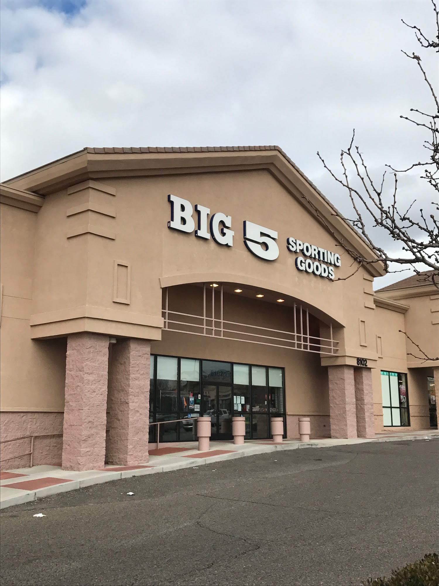 Big 5 Sporting Goods