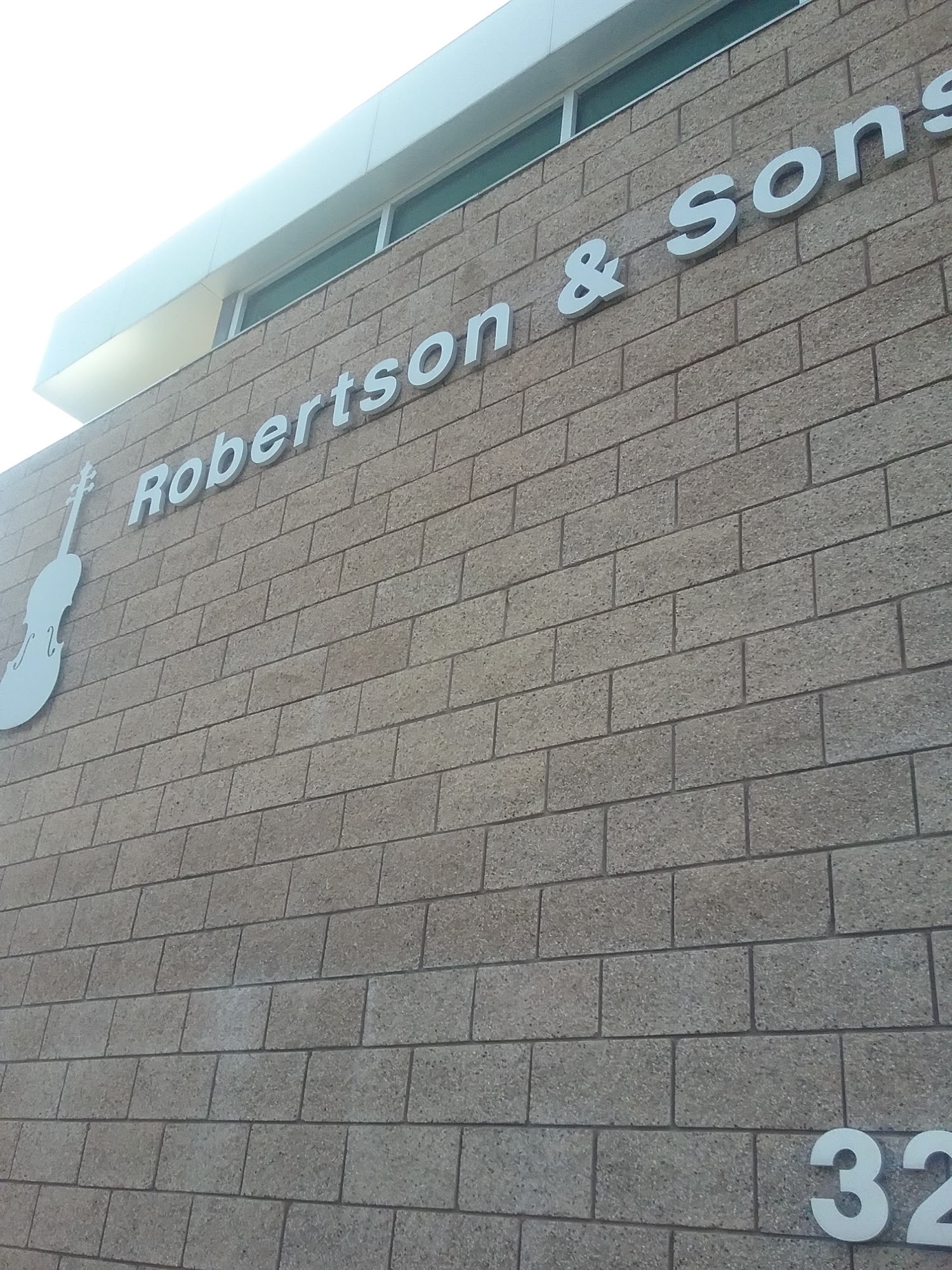 Robertson & Sons Violin Shop
