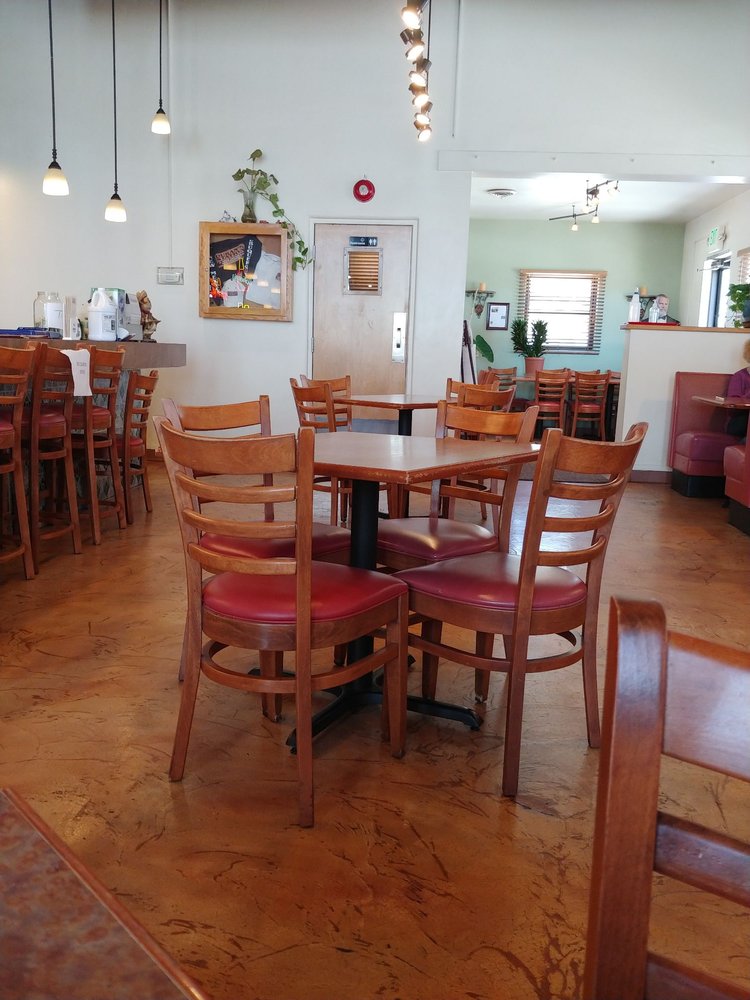 Duran's Station 4201 Menaul Blvd NE, Albuquerque