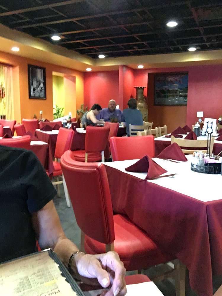 Le Bistro Vietnamese Restaurant 1313 San Pedro Dr NE, Albuquerque