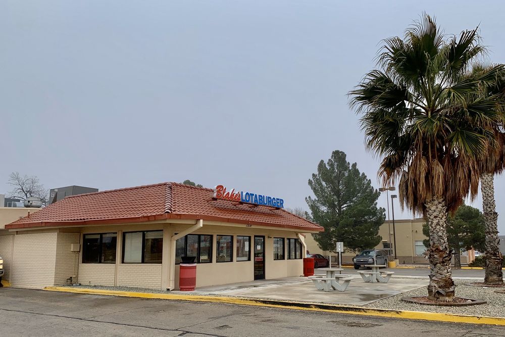 Blake's Lotaburger 1230 W Pierce St, Carlsbad