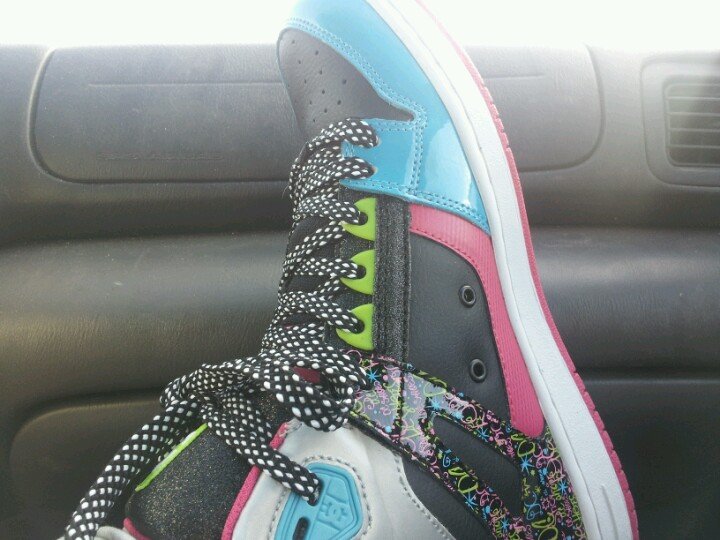 Famous Footwear 3537 Zafarano Dr, Santa Fe