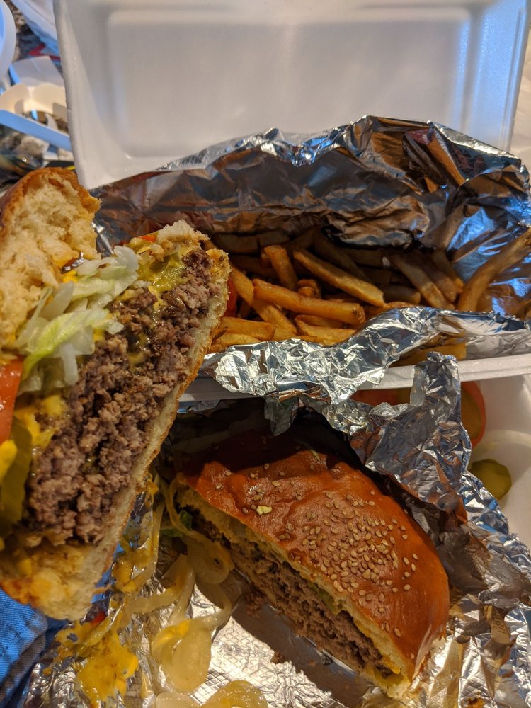 Realburger 2641 1/2 Cerrillos Road, Santa Fe