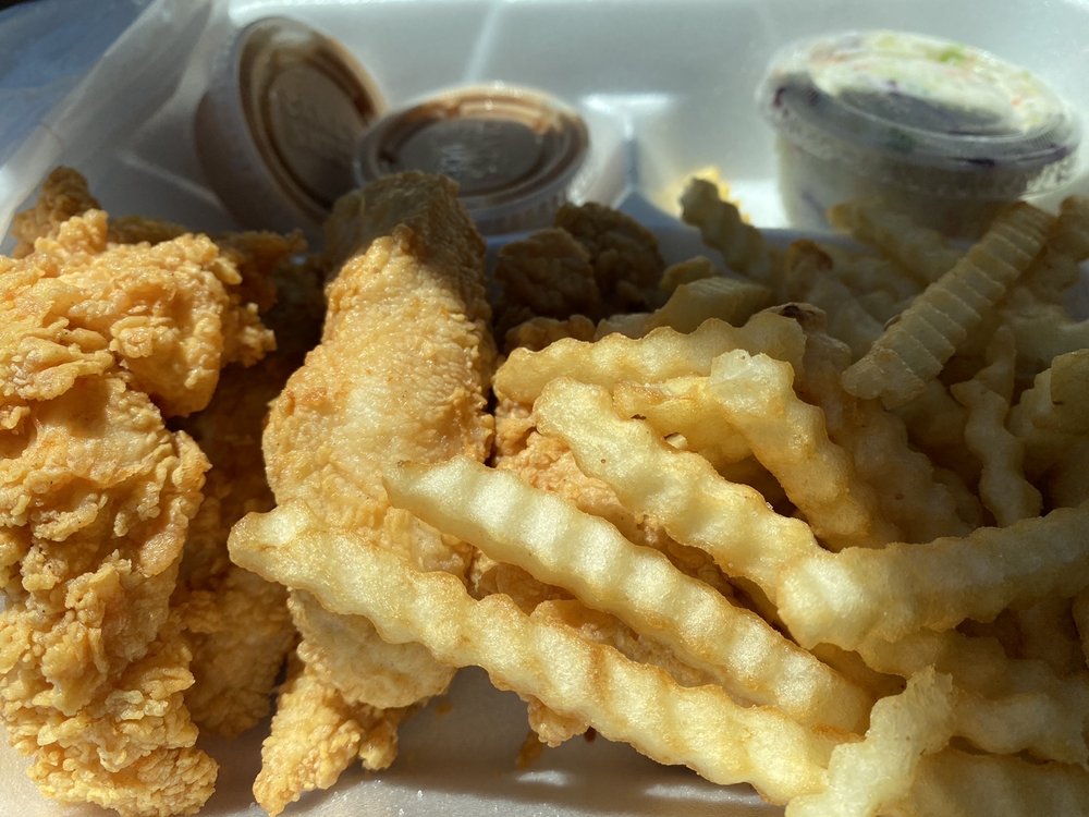 Raising Cane's Chicken Fingers 110 N Stephanie St, Henderson