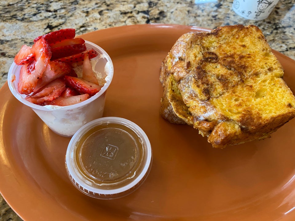 Kneaders Bakery & Cafe 11271 S Eastern Ave, Henderson