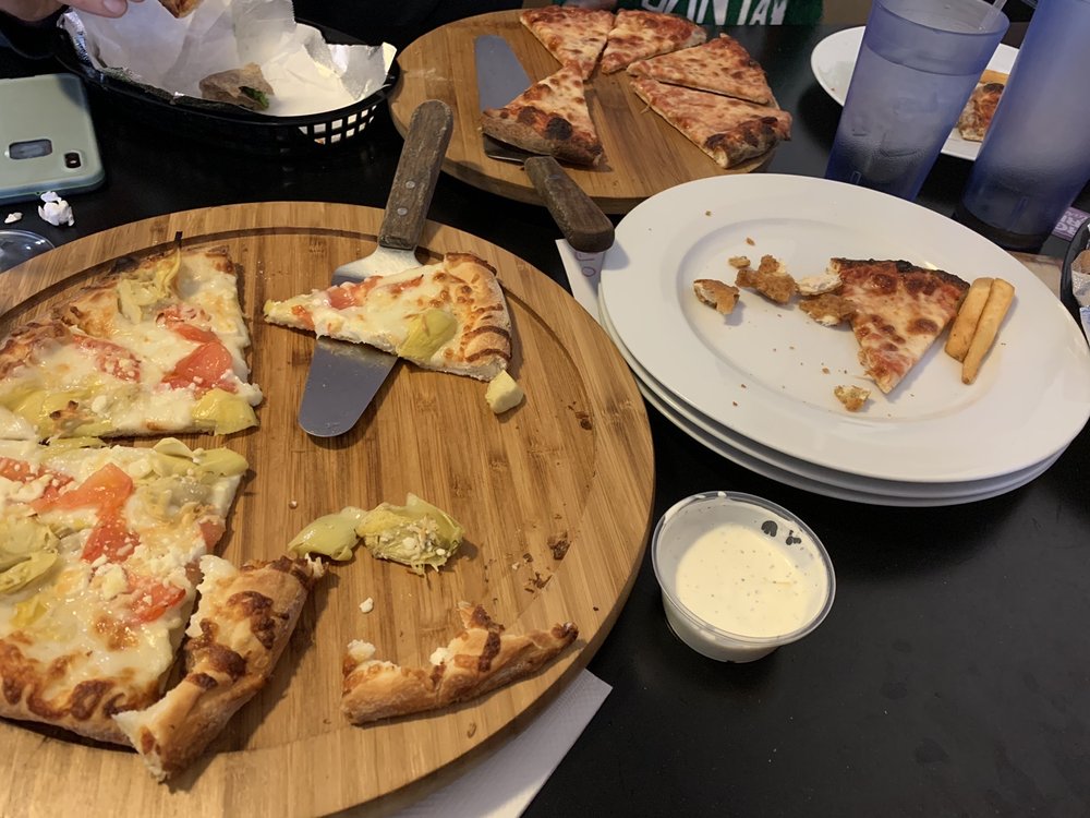 Emilio’s Pizza & Bistro 639 N Stephanie St, Henderson