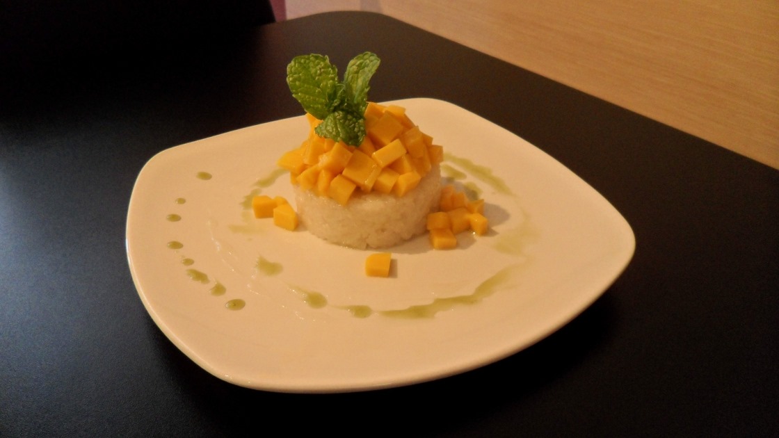 Naga - Thai Dining 76 W Horizon Ridge Pkwy #150, Henderson