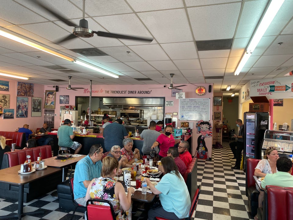 OMELET HOUSE 50'S DINER 3050 E Desert Inn Rd, Las Vegas