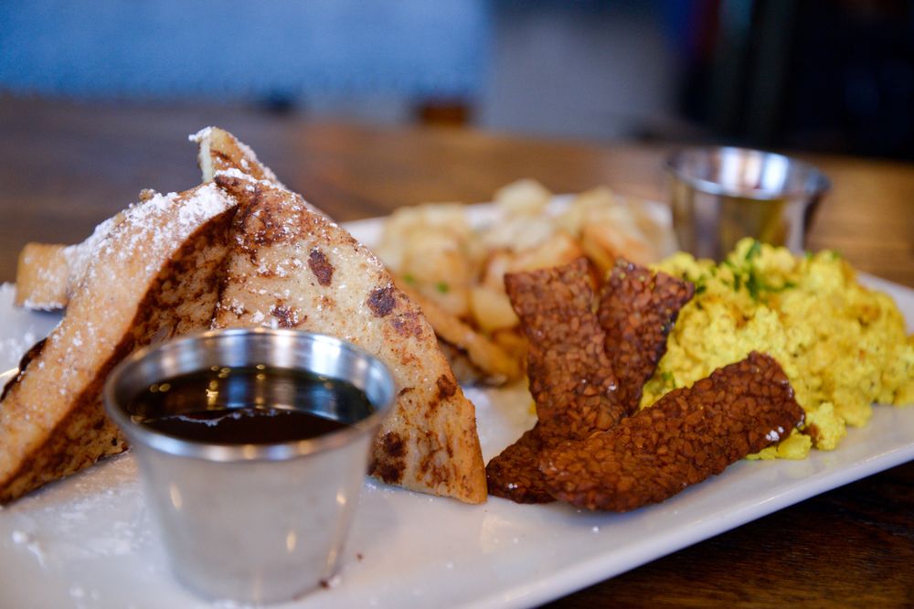 Violette's Vegan Cafe & Organic Juice Bar 8560 W Desert Inn Rd, Las Vegas