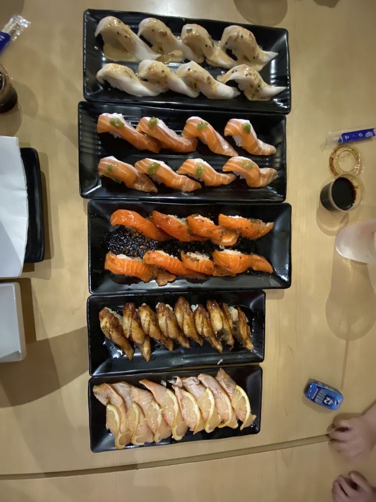Sakana Sushi 3949 S Maryland Pkwy, Las Vegas
