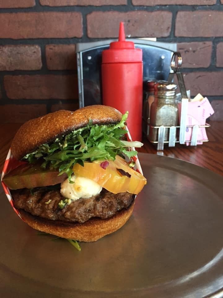 Burger Me! 6280 Sharlands Ave #101, Reno