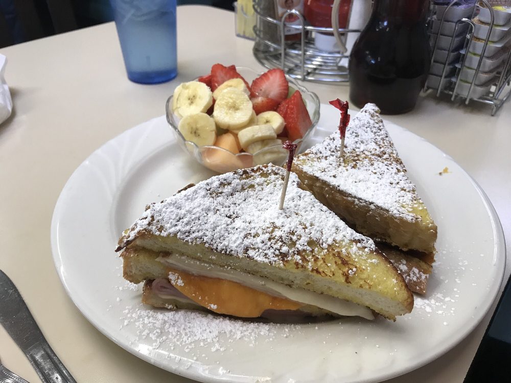 Peg's Glorified Ham N Eggs 196 Lemmon Dr, Reno