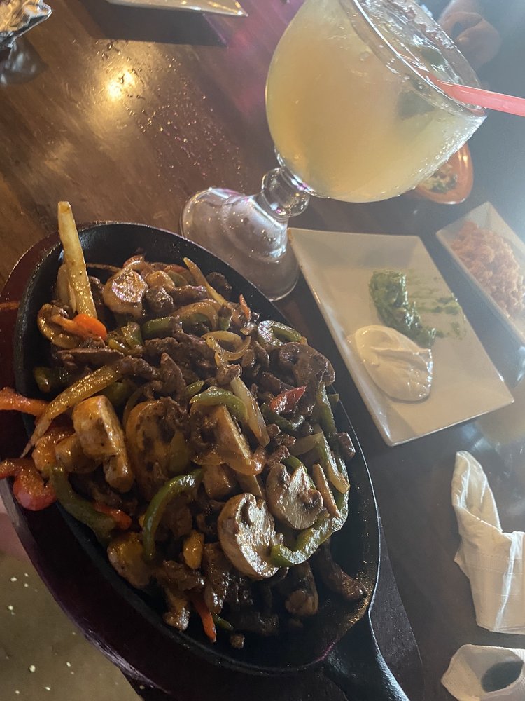 Del Real Pub & Grill 6148 Mae Anne Ave, Reno