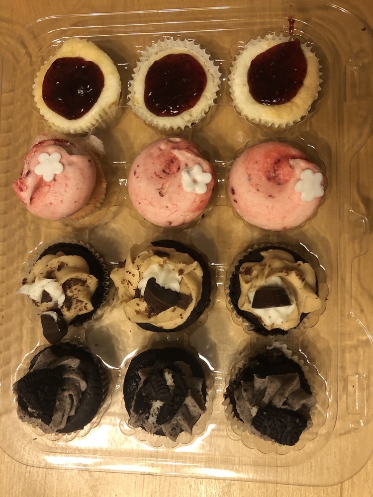 Coccadotts Cake Shop 1179 Central Ave, Albany