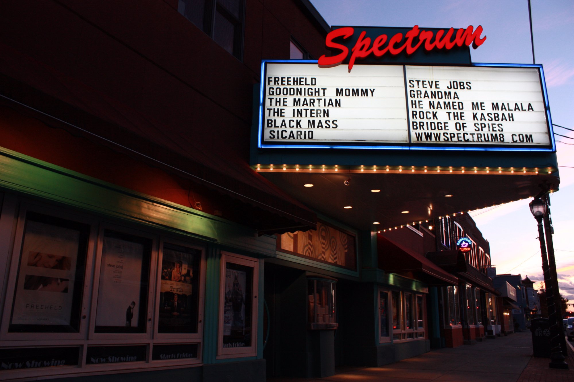 Landmark's Spectrum 8 Theatres 290 Delaware Ave, Albany