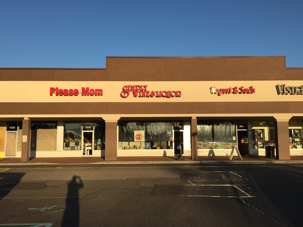 Simply Wine & Liquor 1020 Willis Ave, Albertson