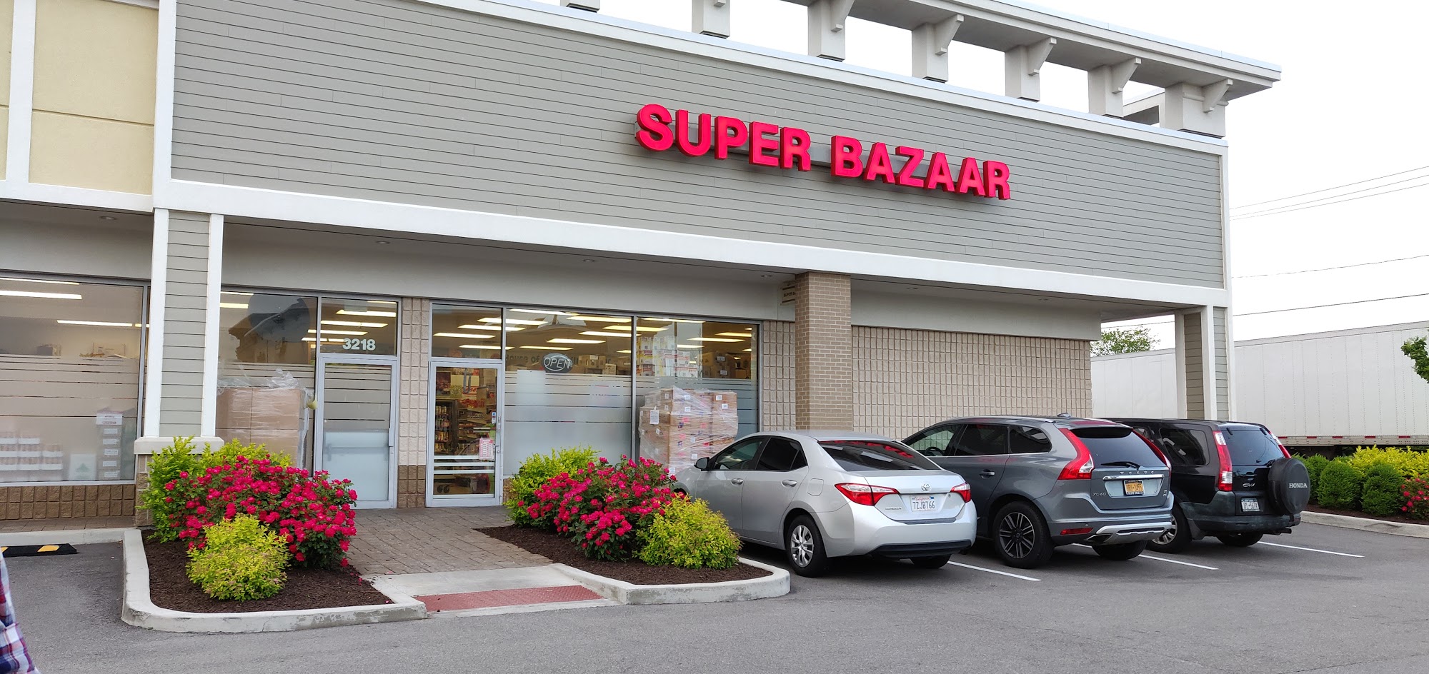 Super Bazaar