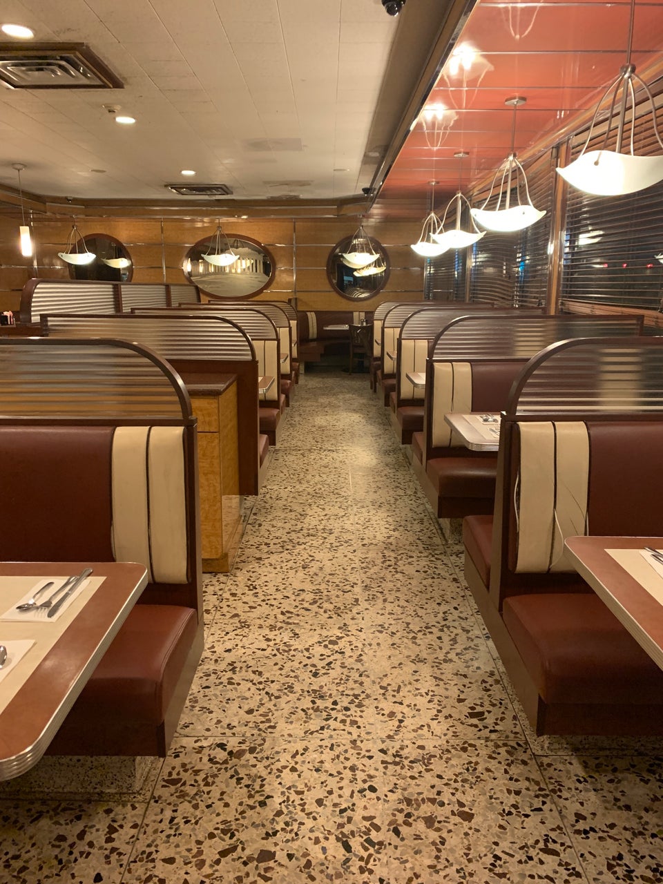 Michelle's 110 Diner 756 Broadway, Amityville