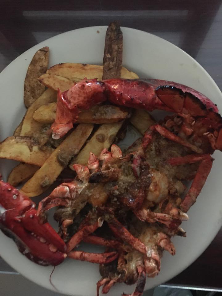 El Apretador 1531 Brentwood Rd, Bay Shore