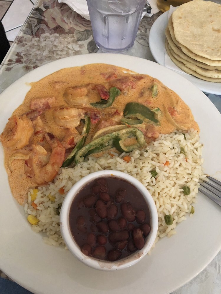 El Apretador 1531 Brentwood Rd, Bay Shore