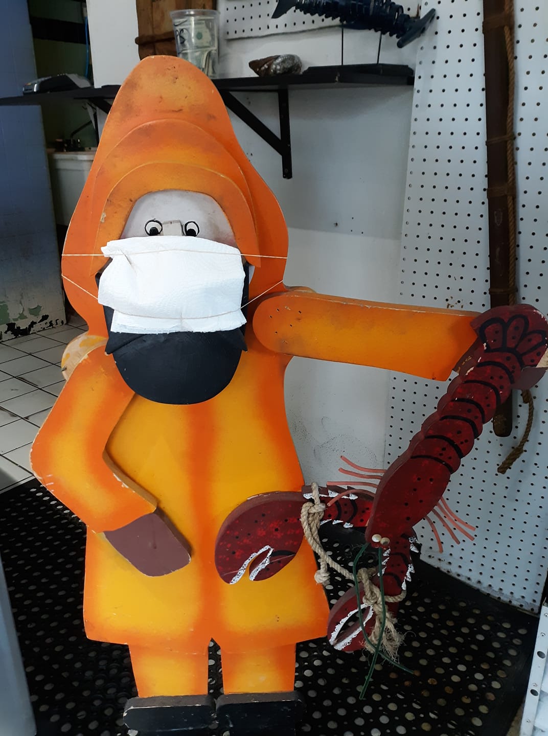 Dean's Seafood 19 Degnon Blvd, Bay Shore