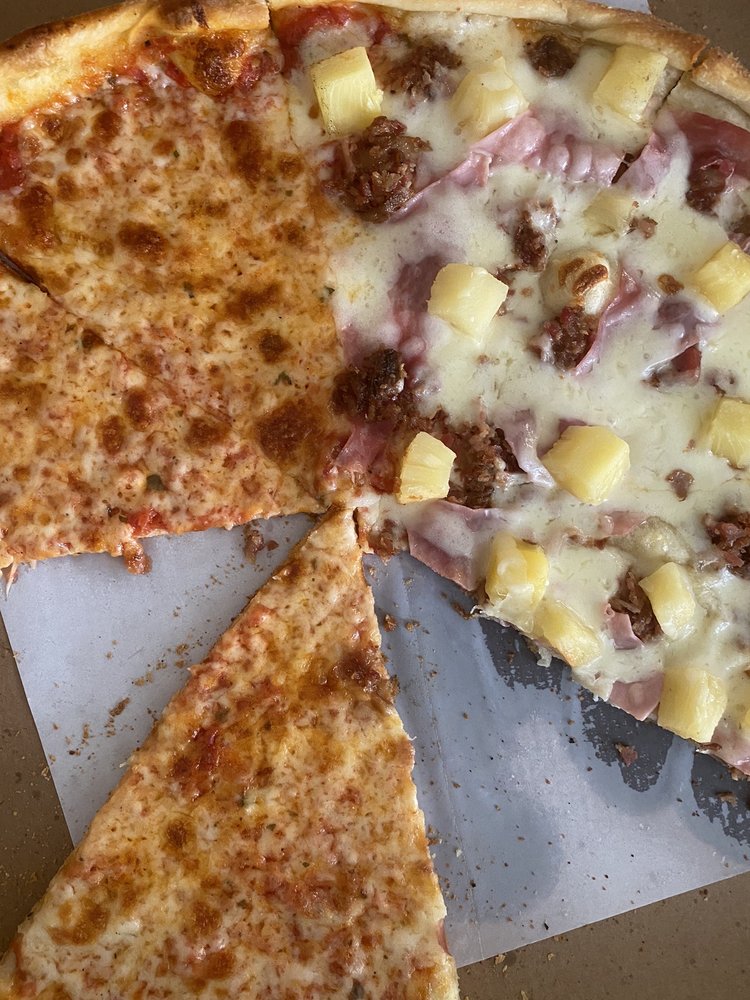Mama Gina's 2453 Jerusalem Ave, North Bellmore