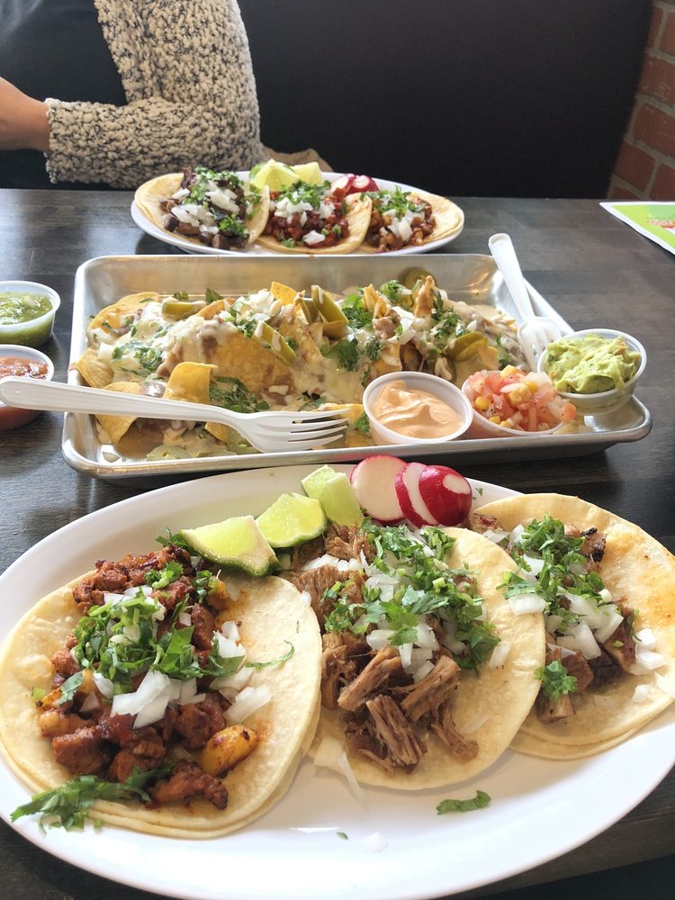 TACO EL CHINGÓN 2809 Merrick Rd, Bellmore