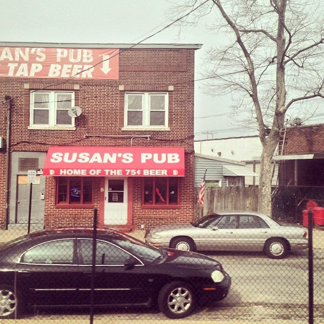 Susan's Pub