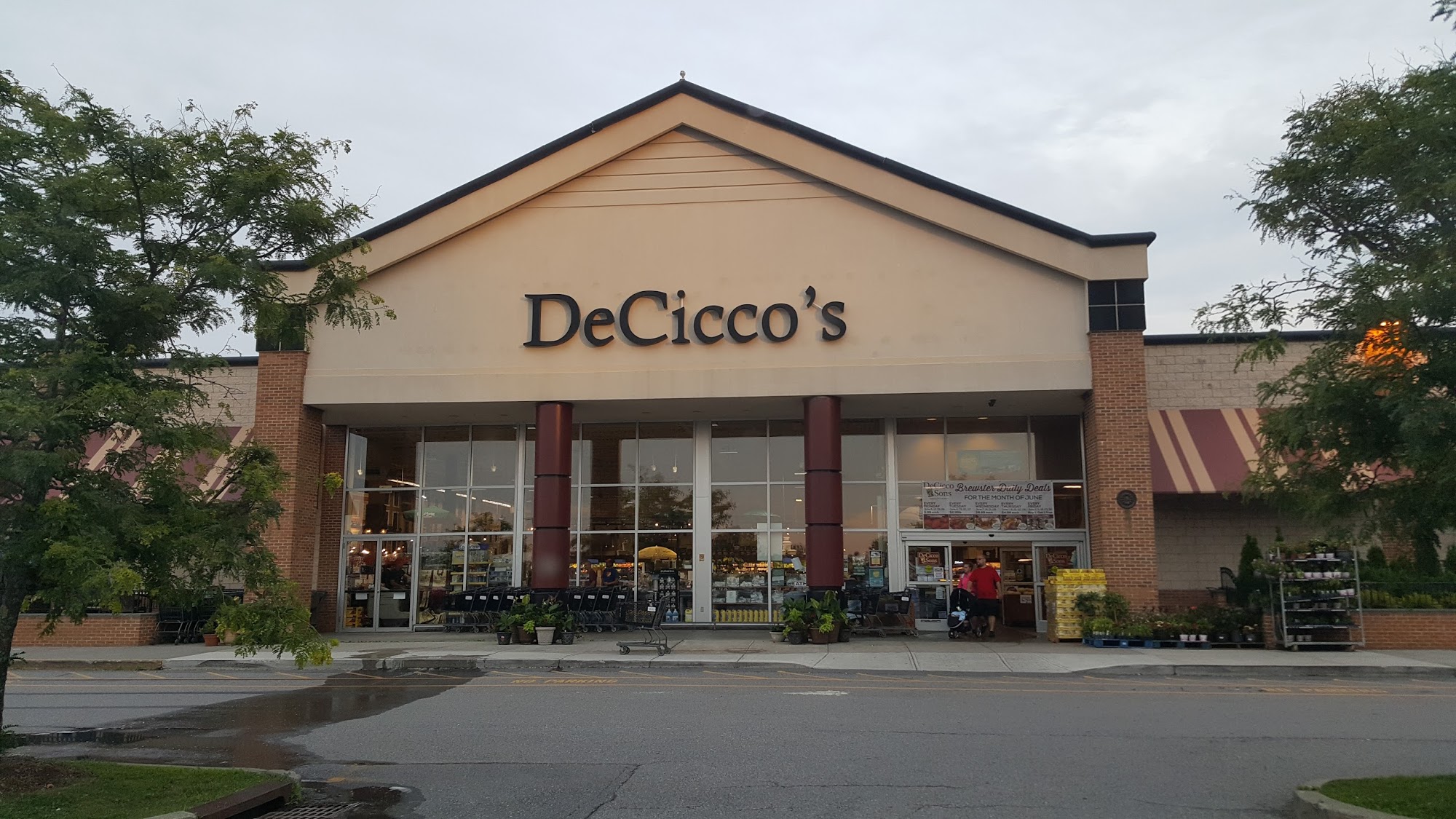 DeCicco & Sons Brewster