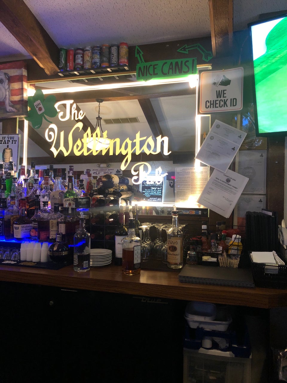Wellington Pub 1541 Hertel Ave, Buffalo