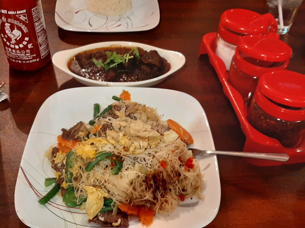 Family Thai Restaurant 863 Tonawanda St, Buffalo