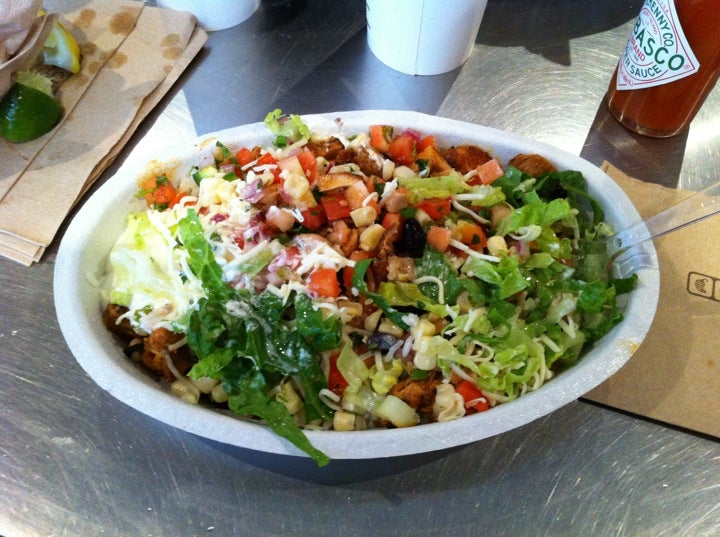 Chipotle Mexican Grill 135 Old Country Rd, Carle Place