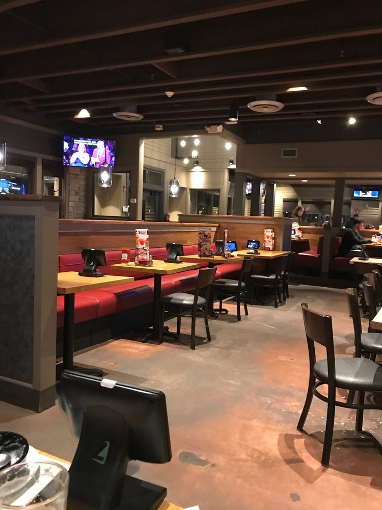Chili's Grill & Bar 60 Wolf Rd, Colonie