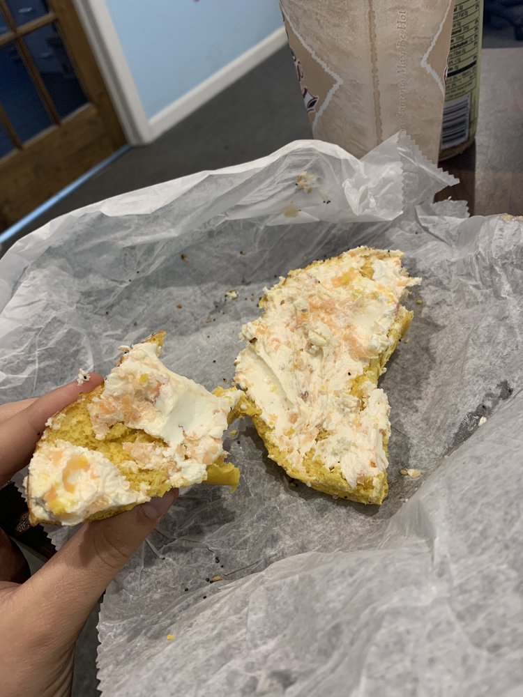 Deli Bagelman Bagels 1395 W Montauk Hwy, Copiague