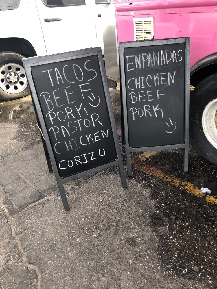 Cochinita porky food truck 1068 Long Island Ave, Deer Park