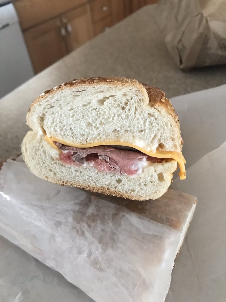 Amia's delicatessen 343 Merrick Ave, East Meadow