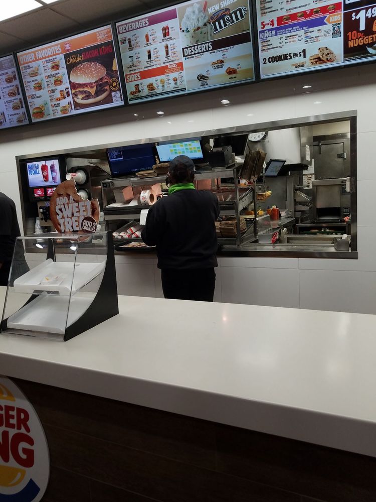 Burger King 2450 Hempstead Turnpike, East Meadow