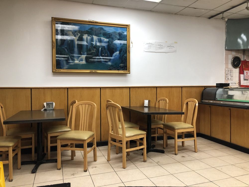 Ed Youngs Chinese Restaurant 107 Hempstead Turnpike #2518, Farmingdale