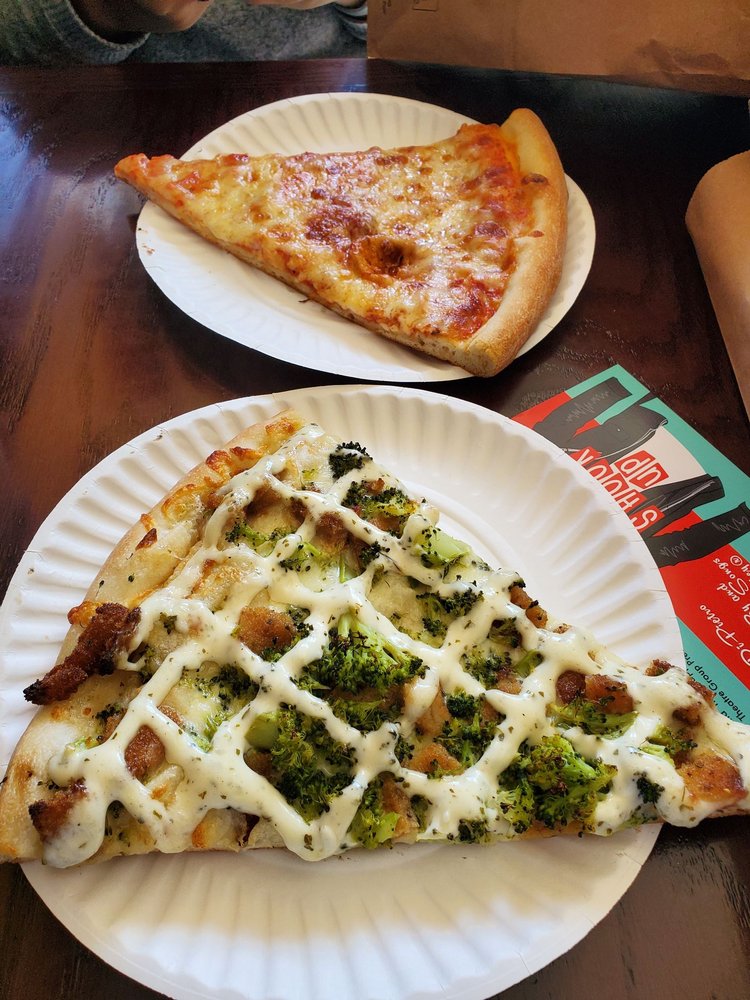 Vincenzo's Pizza 168-19 Union Tpke, Flushing