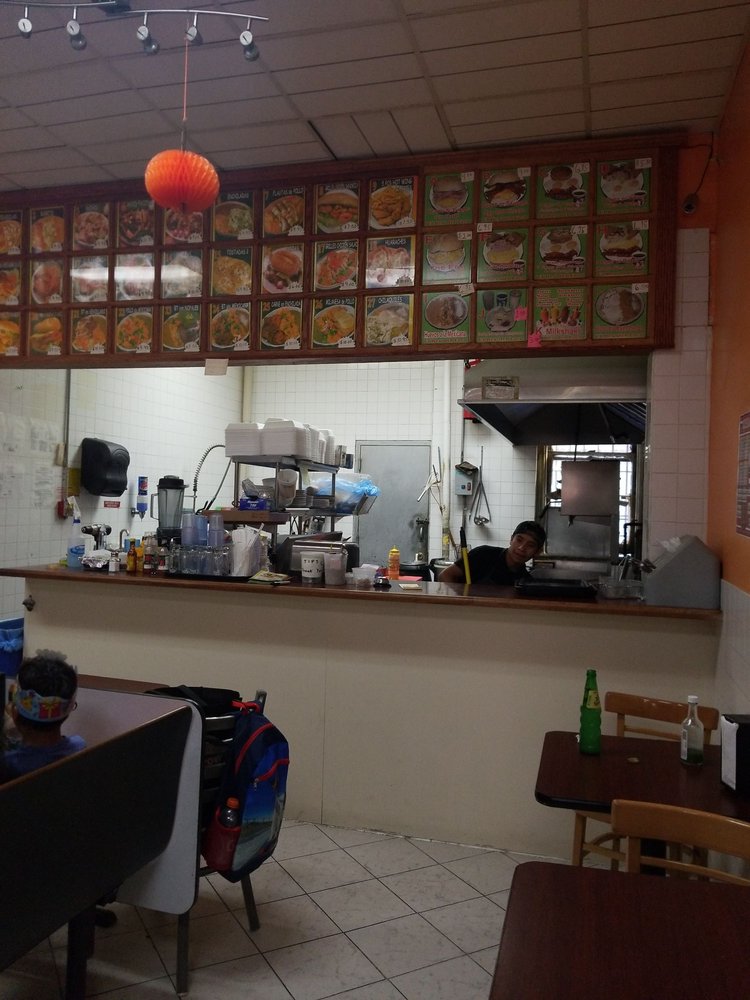 Del Rey Taco 49-06 43rd Ave, Flushing