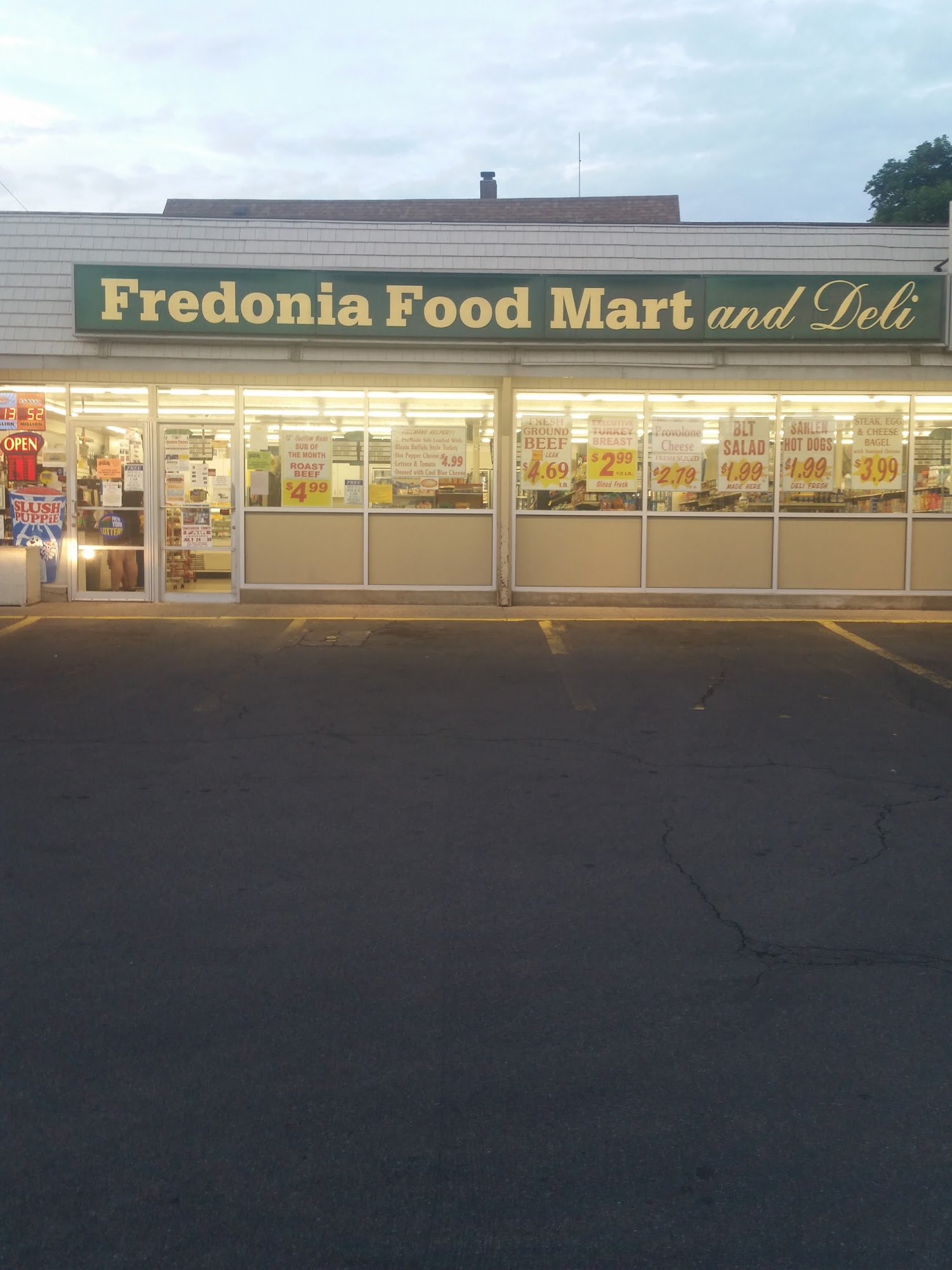 Fredonia Food Mart & Deli