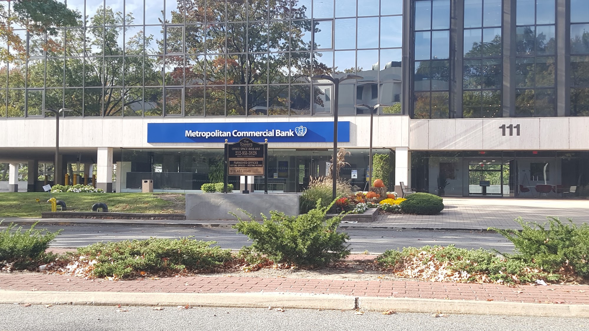 Metropolitan Commercial Bank