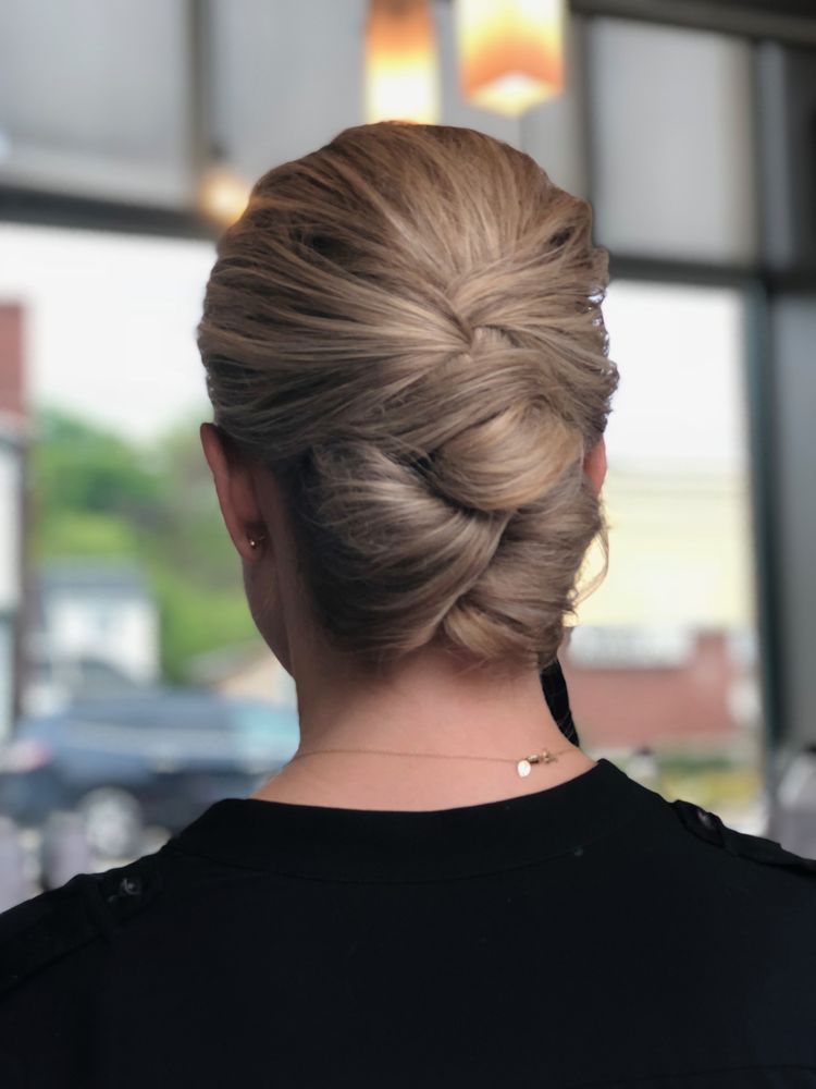 Blo Blow Dry Bar 50 Glen Cove Rd, Greenvale