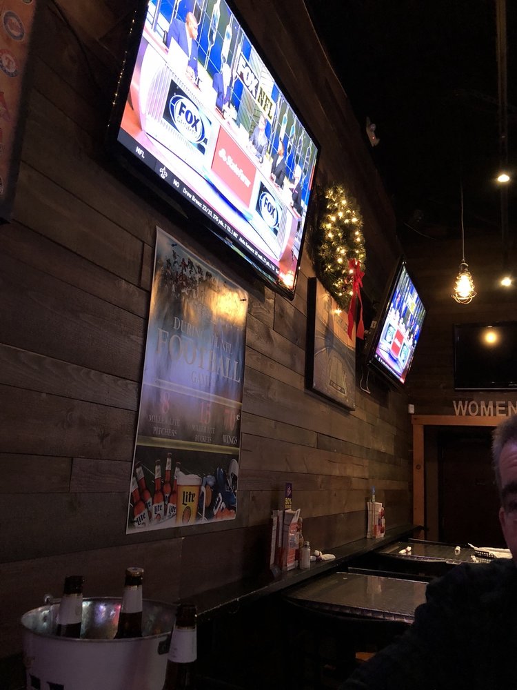 Holbrook, NY Restaurants Open for Takeout, Curbside Service and/or