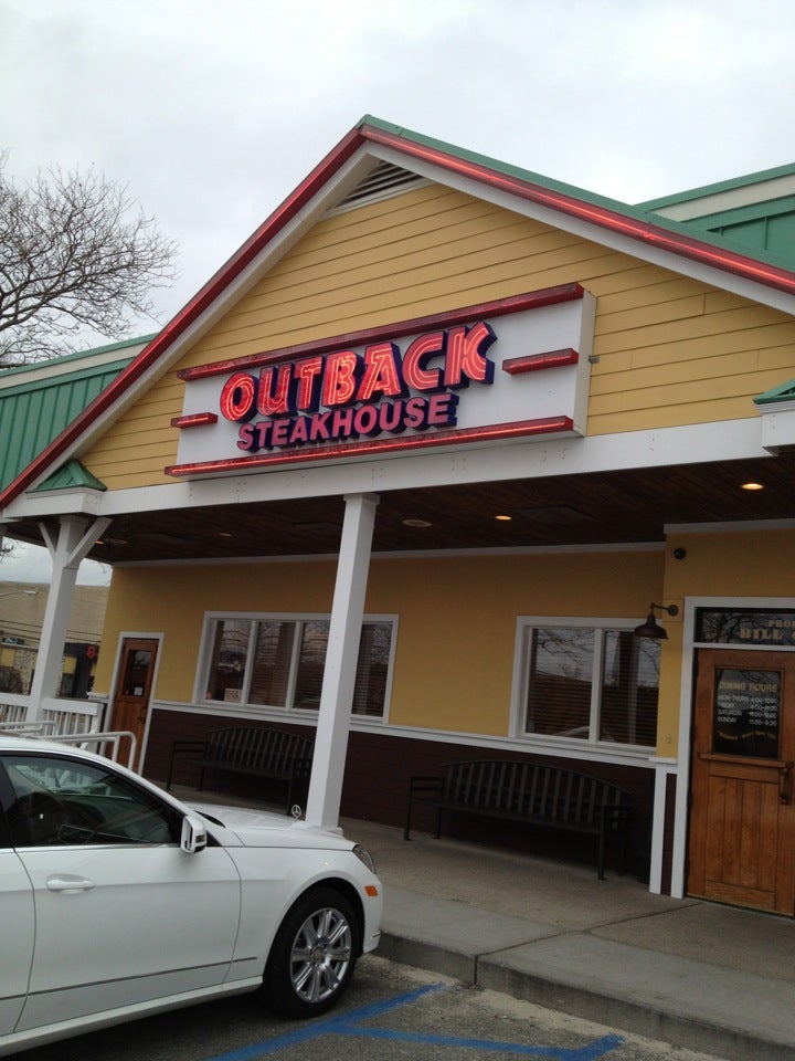Outback Steakhouse 3939 Long Beach Rd, Island Park